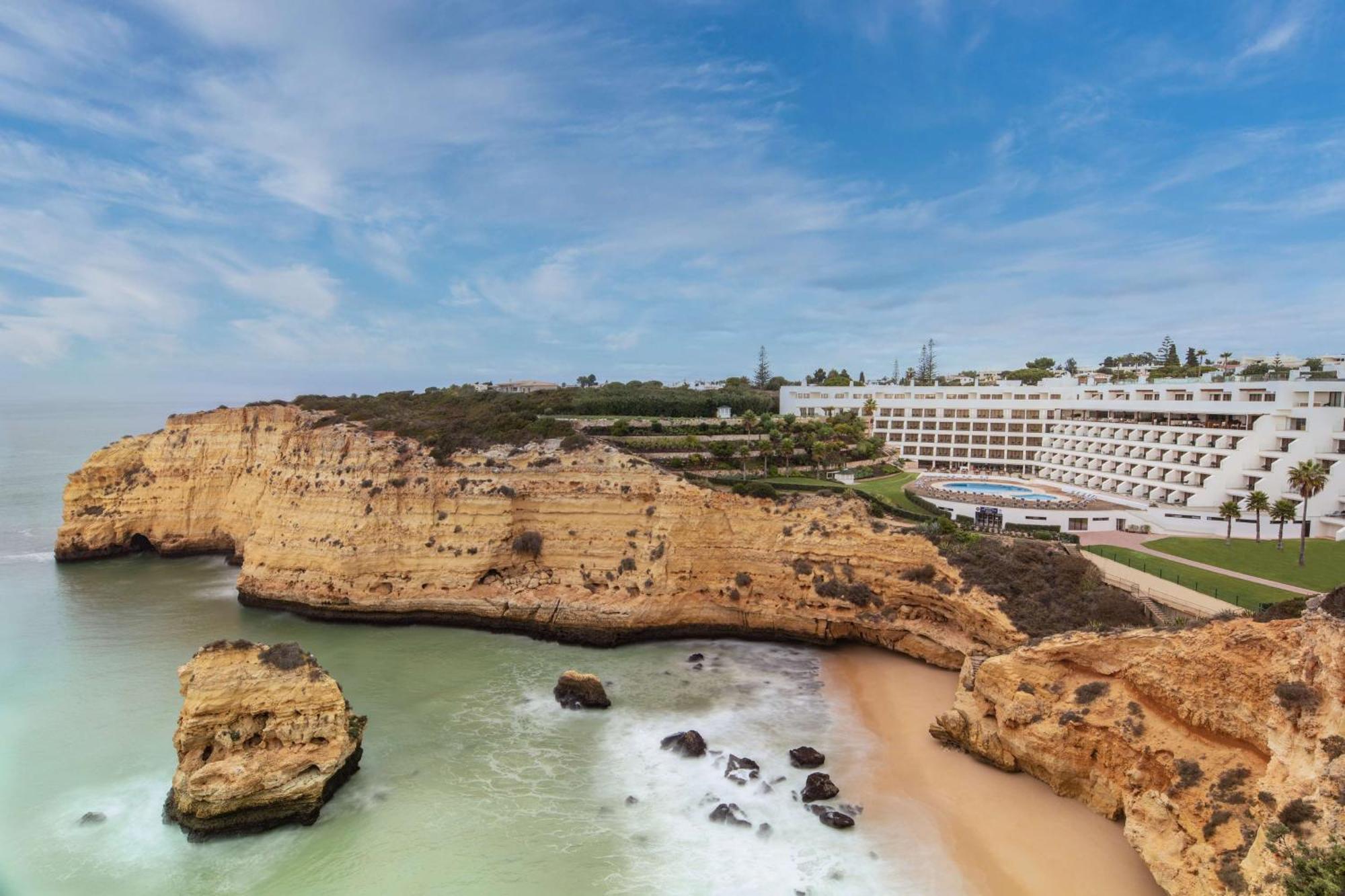 מלון קארבואירו Tivoli Carvoeiro מראה חיצוני תמונה The cliff-top hotel
